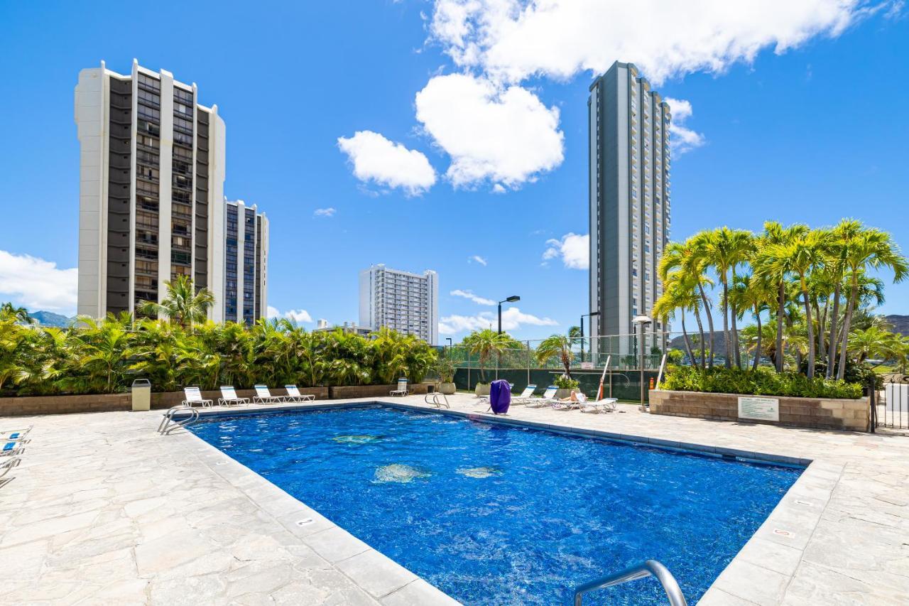 Ferienwohnung Beautiful Mountain View In Waikiki Sunset With Parking Honolulu Exterior foto